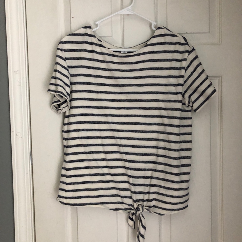 Old Navy Tie-Front T-Shirt